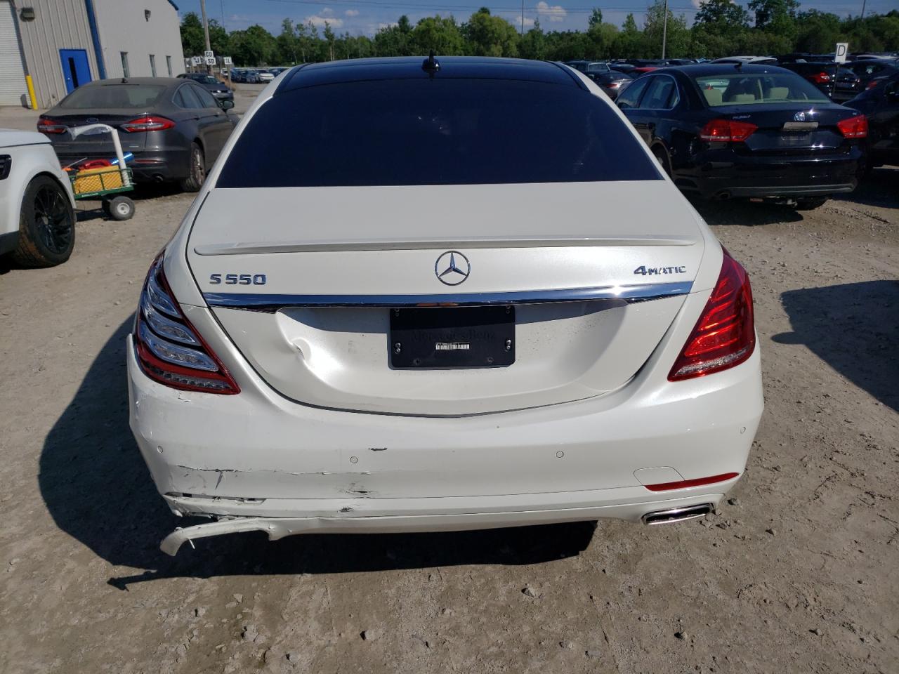 2016 Mercedes-Benz S 550 4Matic VIN: WDDUG8FB8GA215754 Lot: 60191834