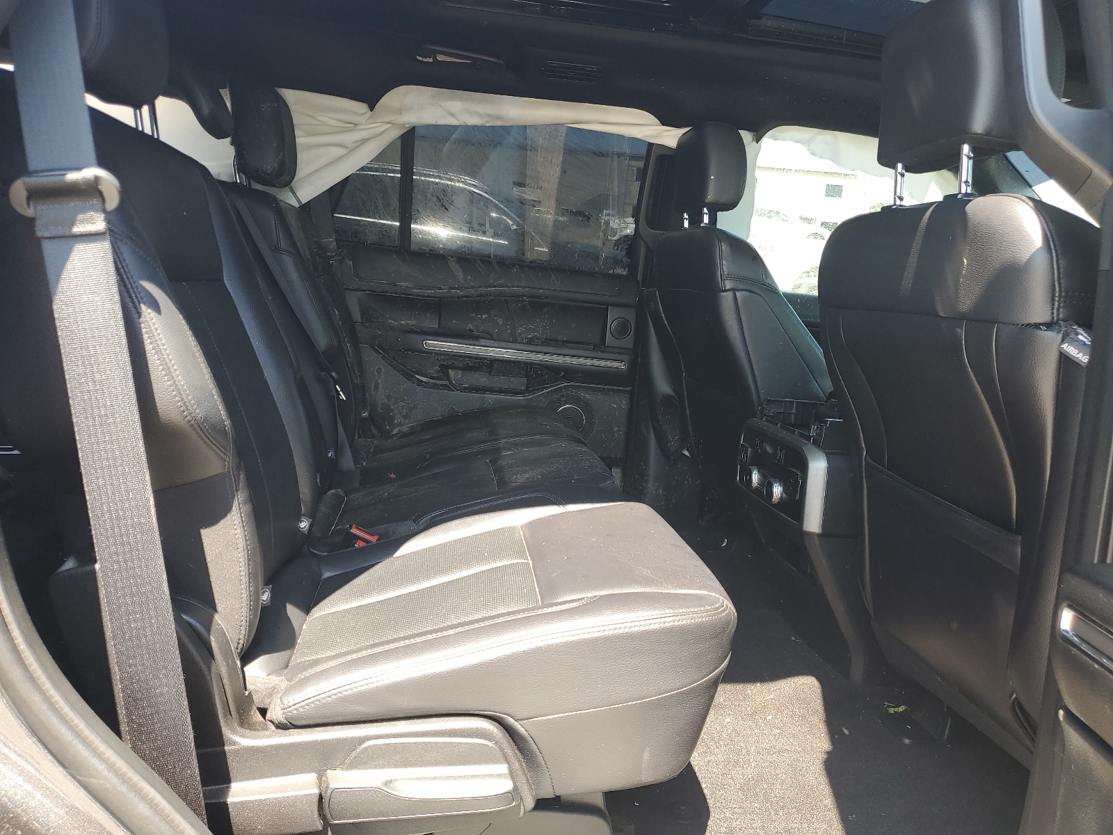 1FMJU1JT3KEA60380 2019 Ford Expedition Xlt