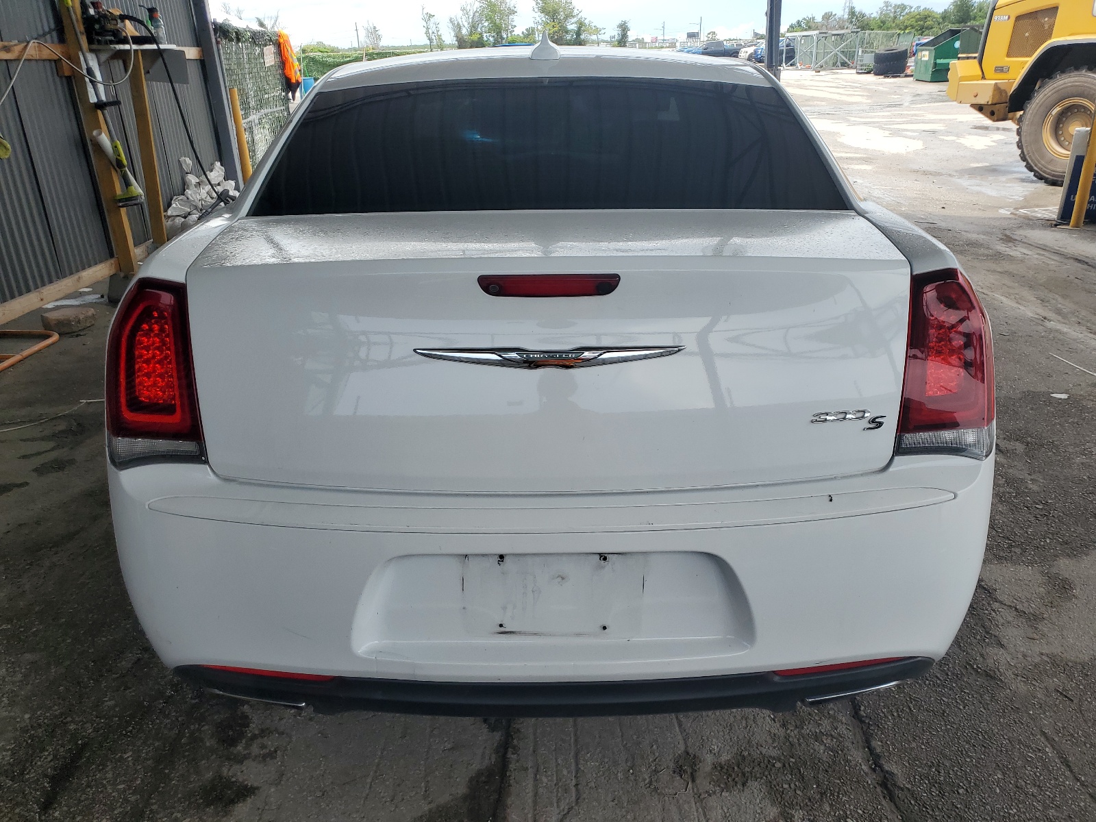 2C3CCABG3JH214549 2018 Chrysler 300 S