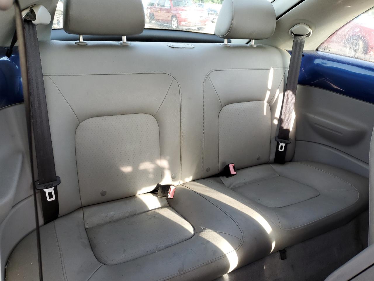 2007 Volkswagen Beetle - Image 10
