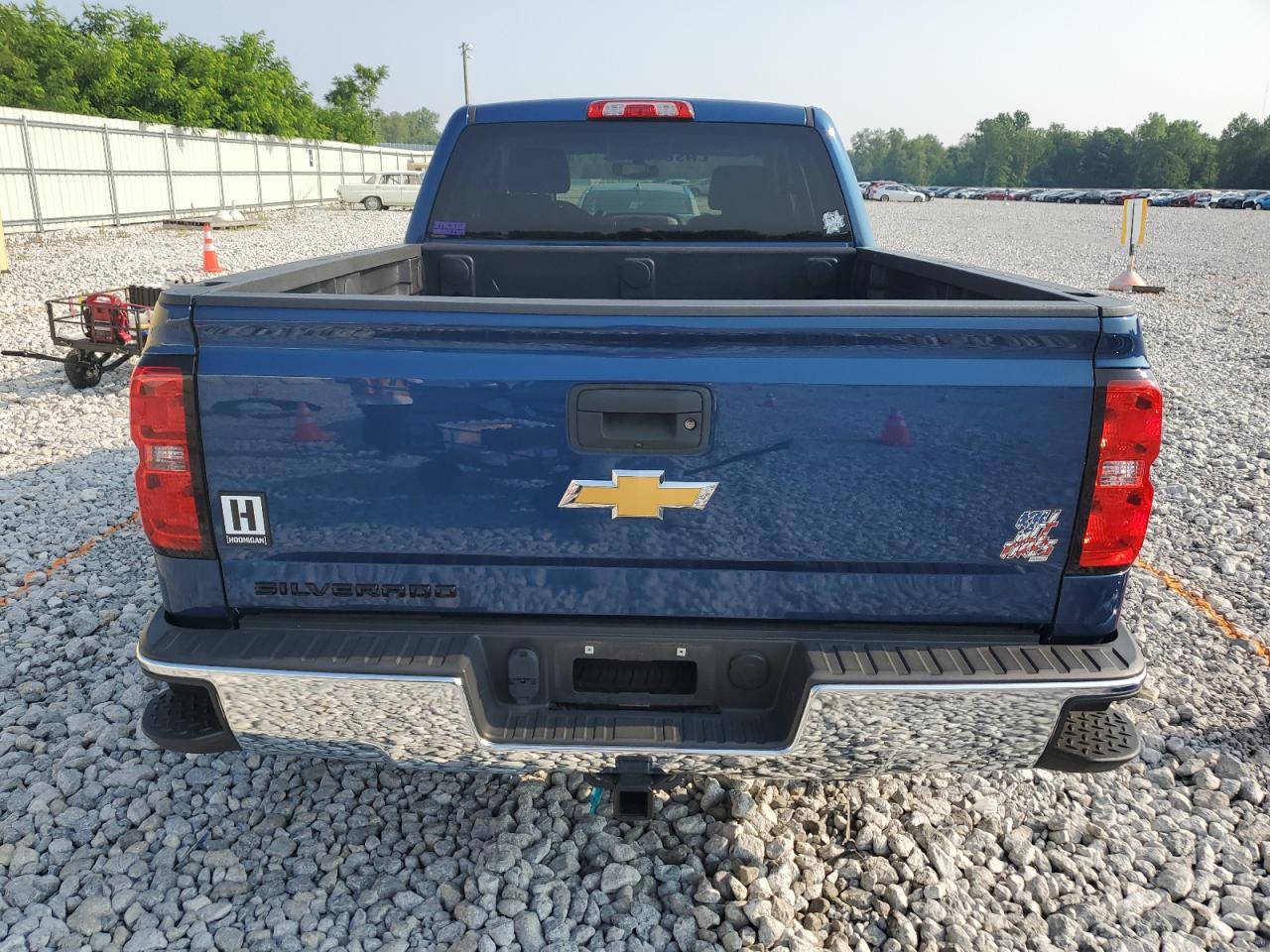 1GCVKREC4HZ318945 2017 Chevrolet Silverado K1500 Lt