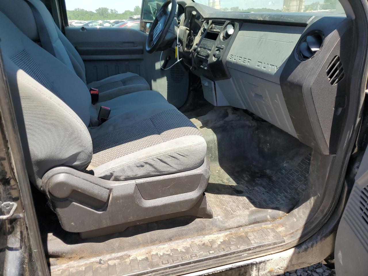 2014 Ford F250 - Image 5