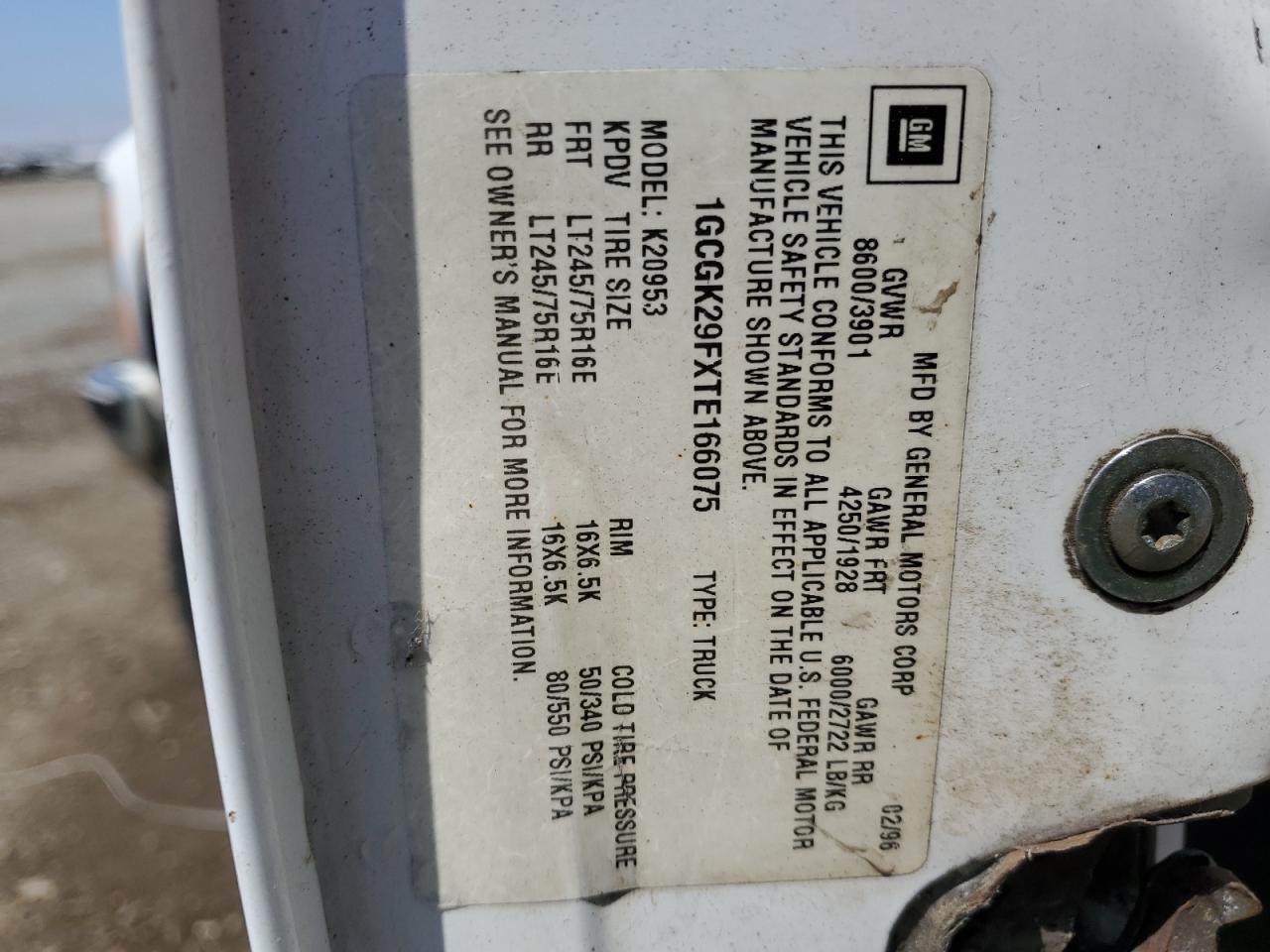 1996 Chevrolet Gmt-400 K2500 VIN: 1GCGK29FXTE166075 Lot: 60867274