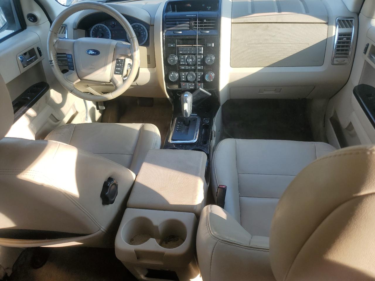 2011 Ford Escape Limited VIN: 1FMCU0E71BKB48250 Lot: 58919674