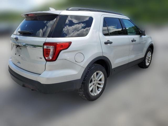 Паркетники FORD EXPLORER 2016 Серебристый