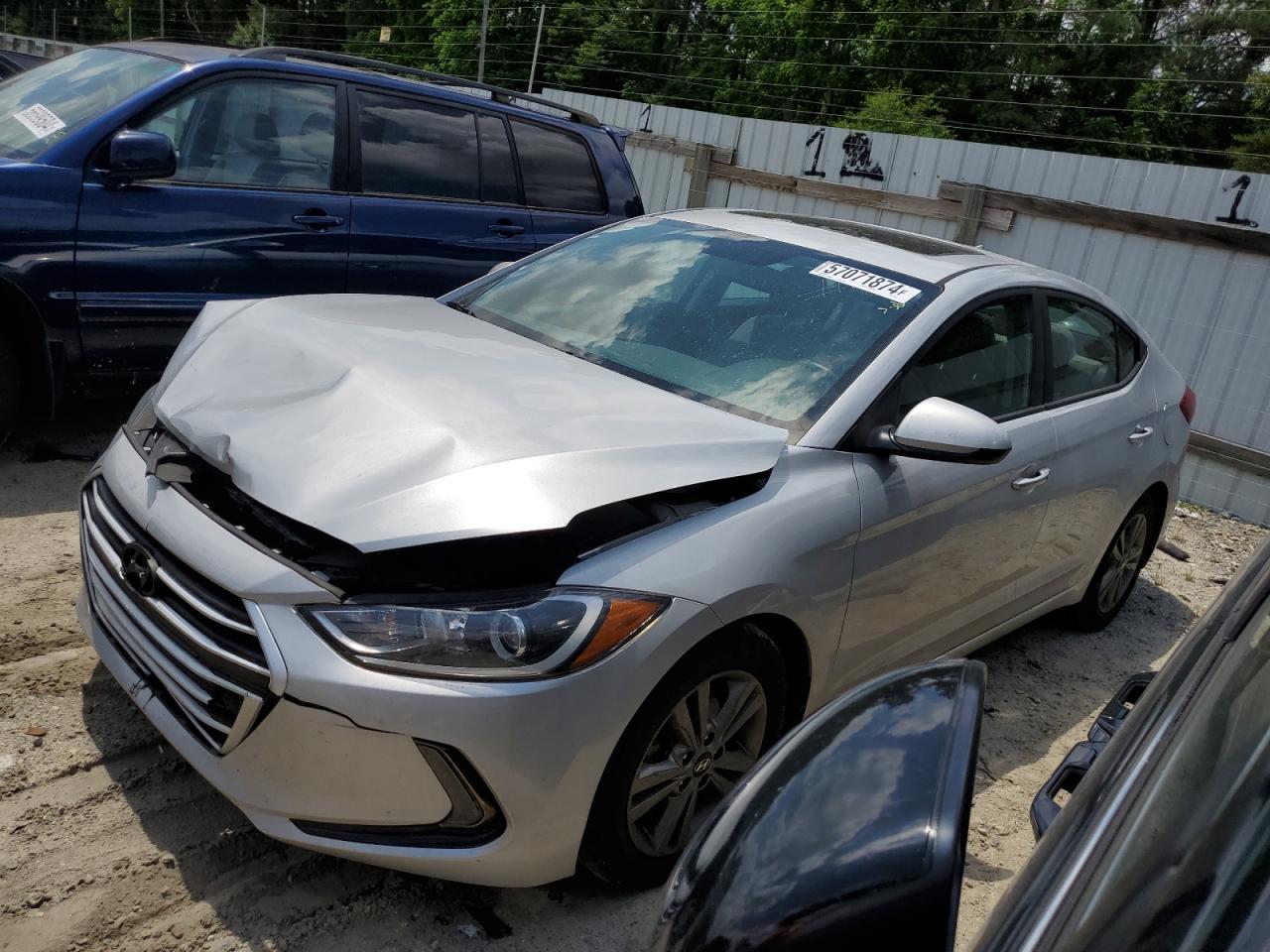 5NPD84LF5JH249108 2018 HYUNDAI ELANTRA - Image 1