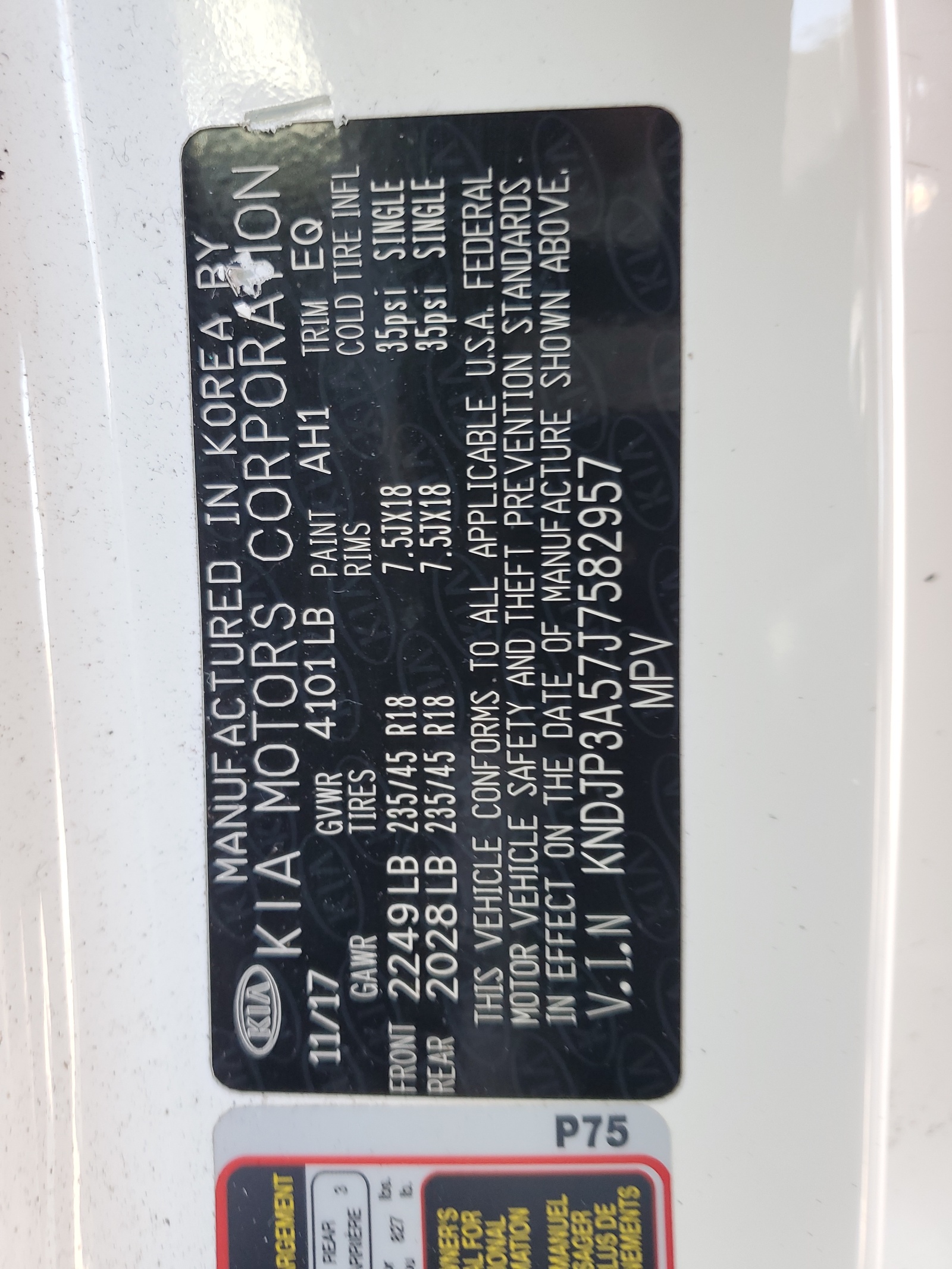 KNDJP3A57J7582957 2018 Kia Soul +