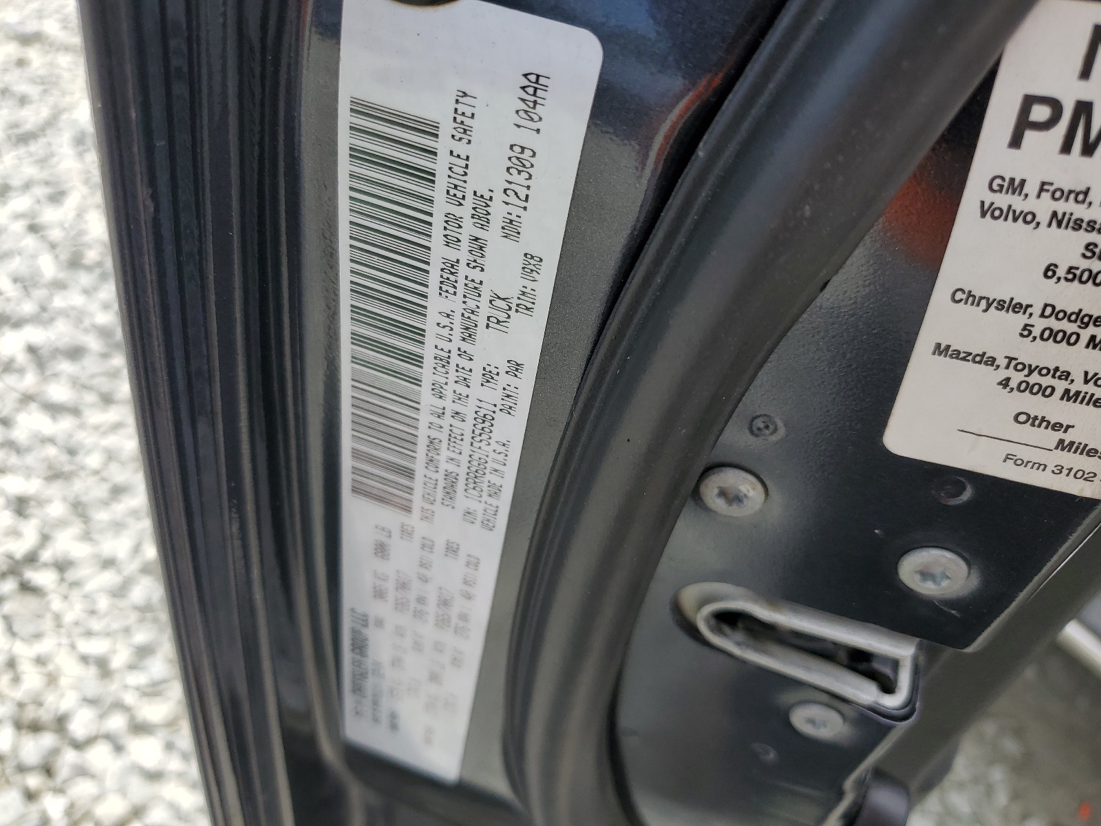 1C6RR6GG1FS569611 2015 Ram 1500 Slt