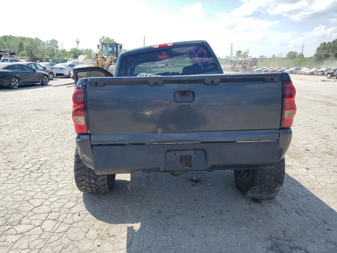 2004 GMC Sierra K2500 Heavy Duty VIN: 1GTHK23104F159519 Lot: 60255544