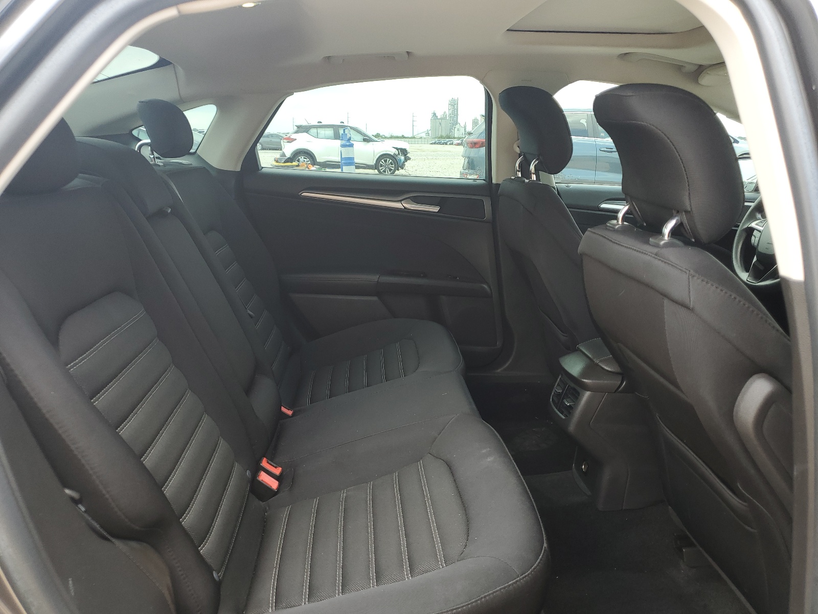 2014 Ford Fusion Se vin: 3FA6P0H7XER130579