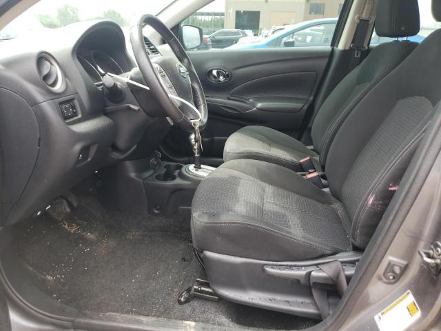  NISSAN VERSA 2018 Сірий