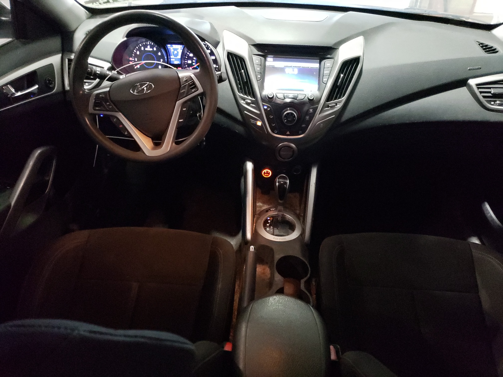 KMHTC6AD6GU303372 2016 Hyundai Veloster