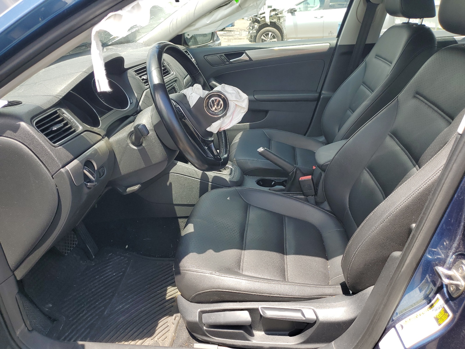 3VWDB7AJ5HM342240 2017 Volkswagen Jetta Se