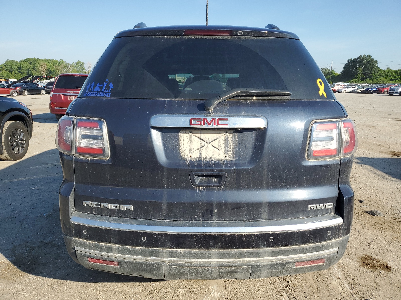 1GKKVPKD0FJ341716 2015 GMC Acadia Sle