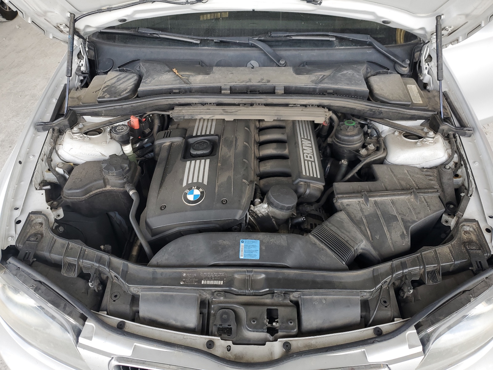 WBAUL735X9VJ75622 2009 BMW 128 I