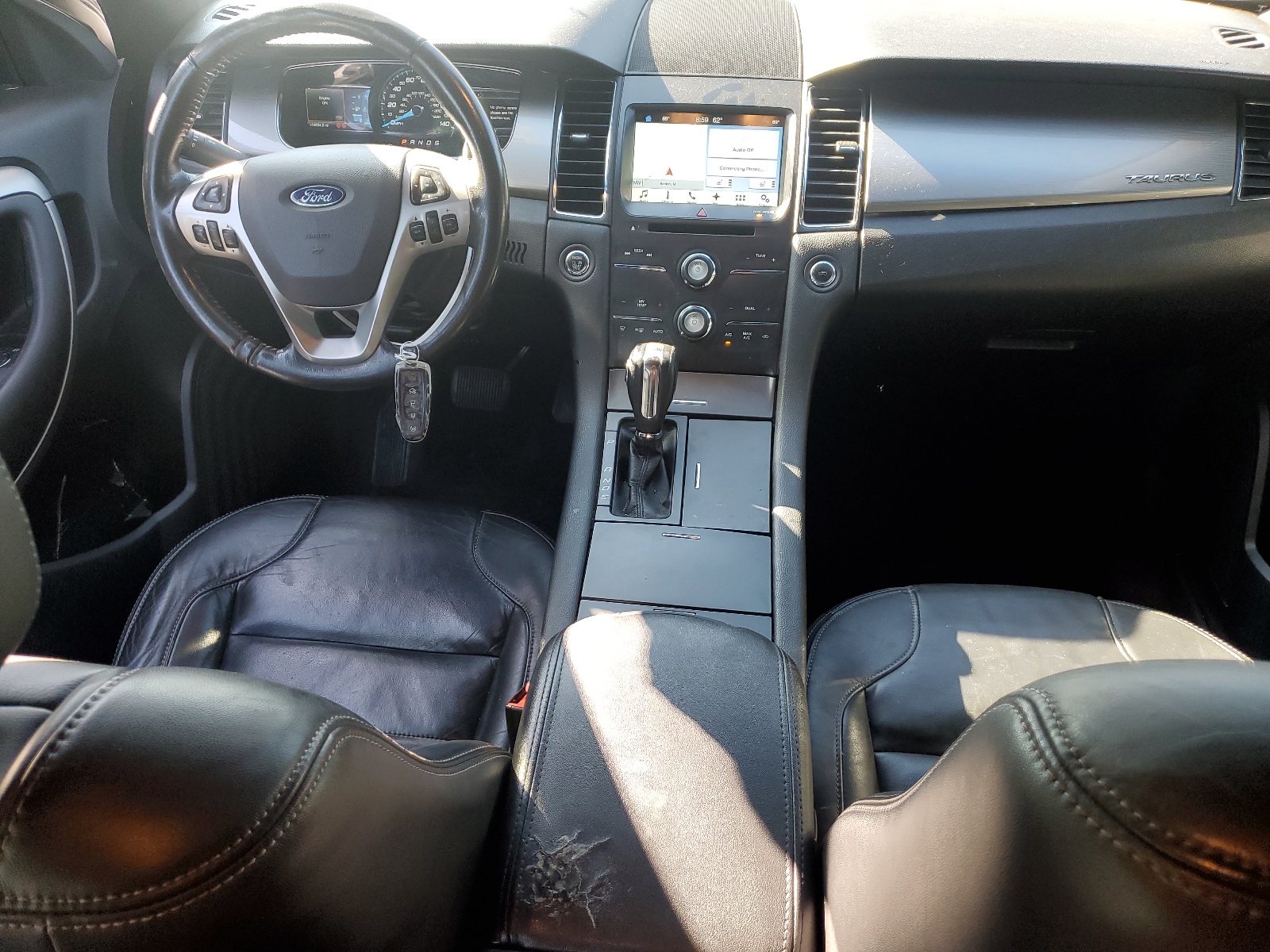 1FAHP2H87HG132329 2017 Ford Taurus Sel