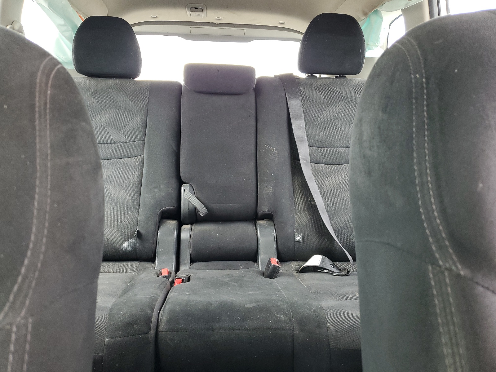 5N1AT2MT9GC824739 2016 Nissan Rogue S