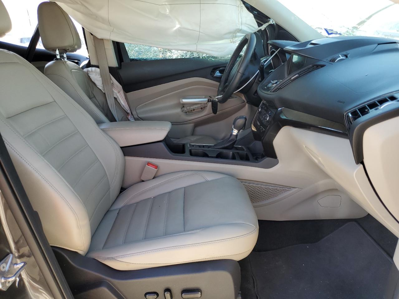 2017 Ford Escape Titanium VIN: 1FMCU0JD8HUD10626 Lot: 59993024