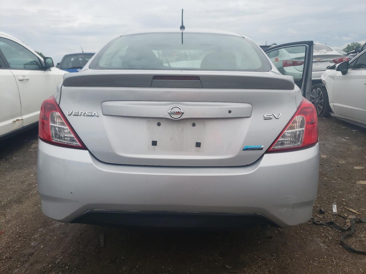 2016 Nissan Versa S VIN: 3N1CN7AP8GL901216 Lot: 57331844