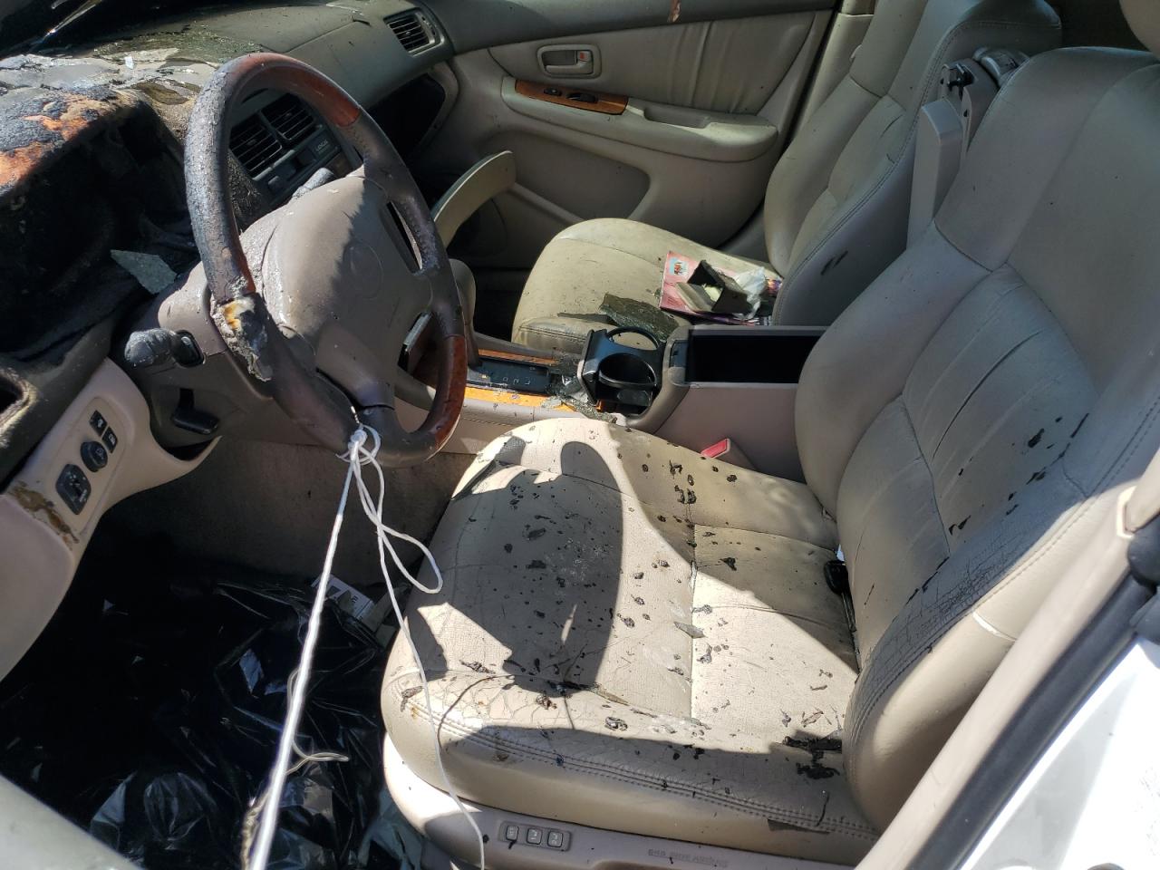 2000 Lexus Es 300 VIN: JT8BF28G4Y5102399 Lot: 57564964