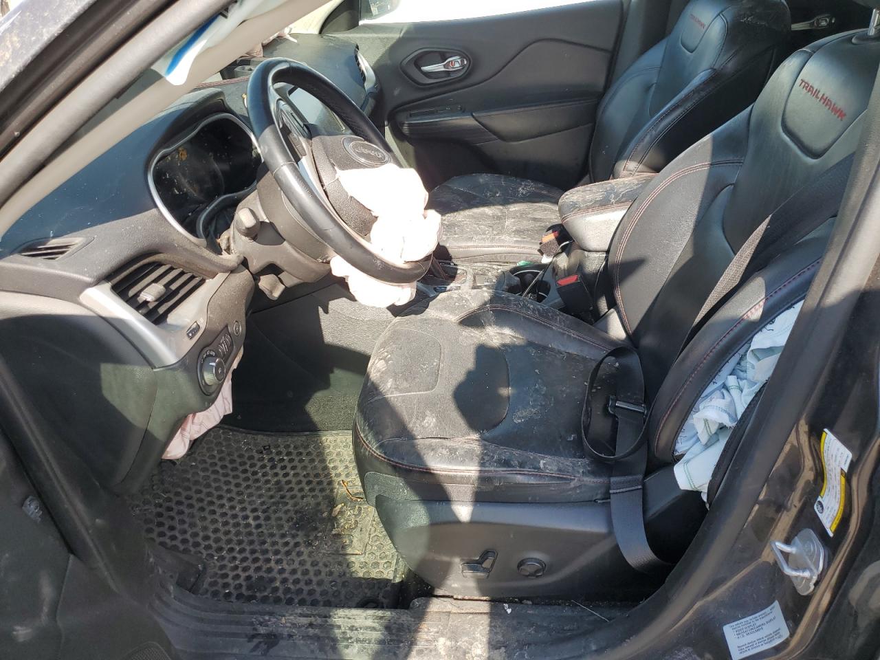 2015 Jeep Cherokee Trailhawk VIN: 1C4PJMBS5FW664981 Lot: 58690694