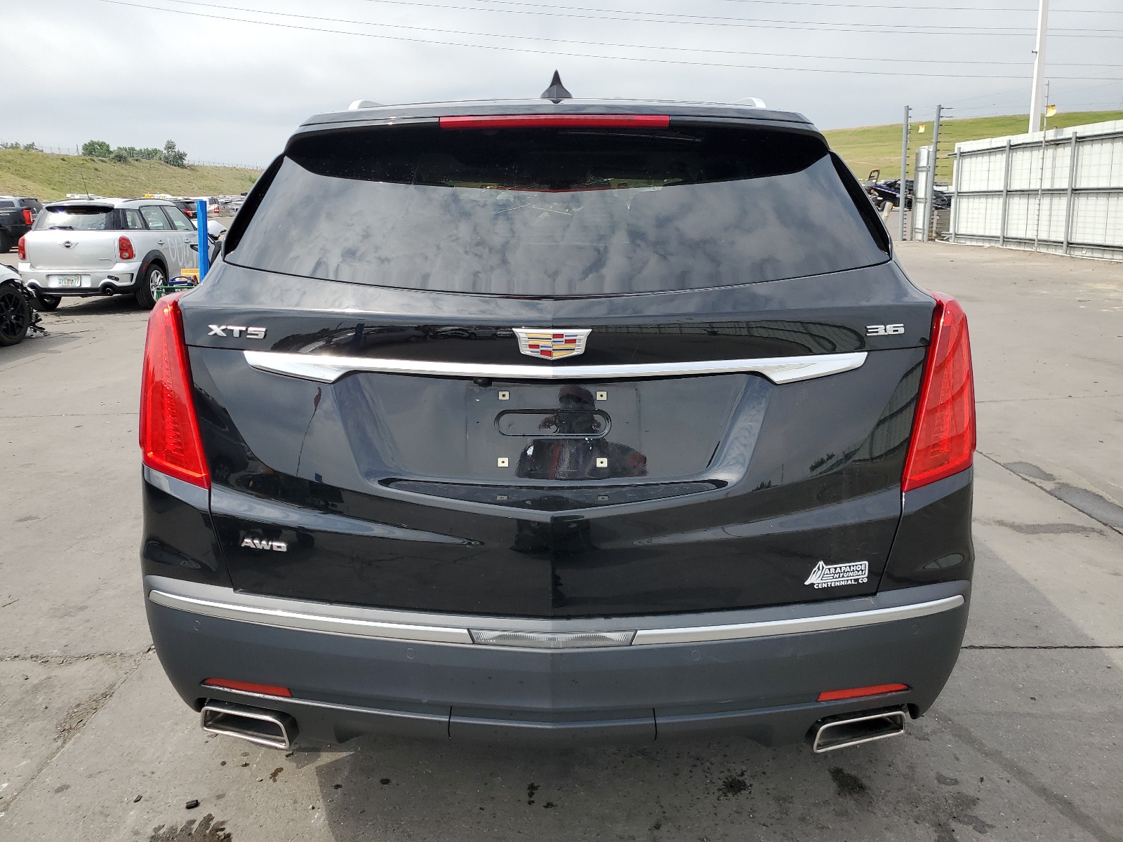 1GYKNDRS4HZ142620 2017 Cadillac Xt5 Luxury