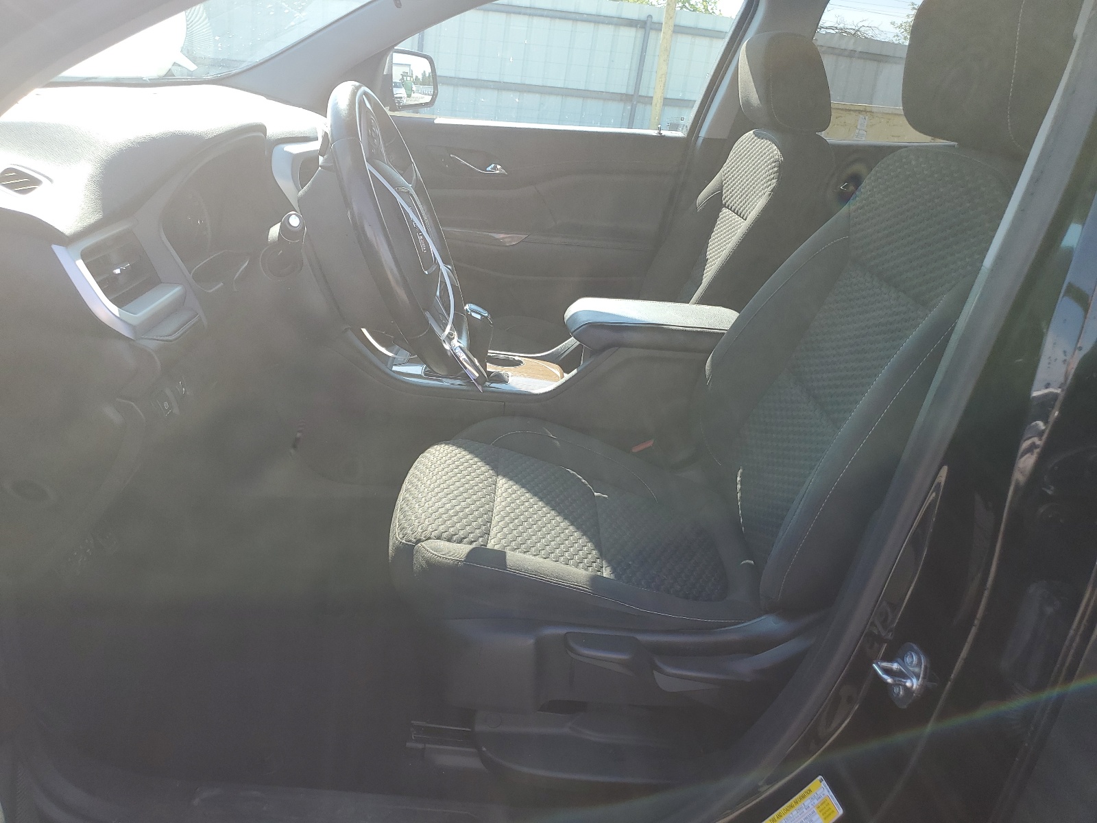 1GKKNKLA0KZ120331 2019 GMC Acadia Sle