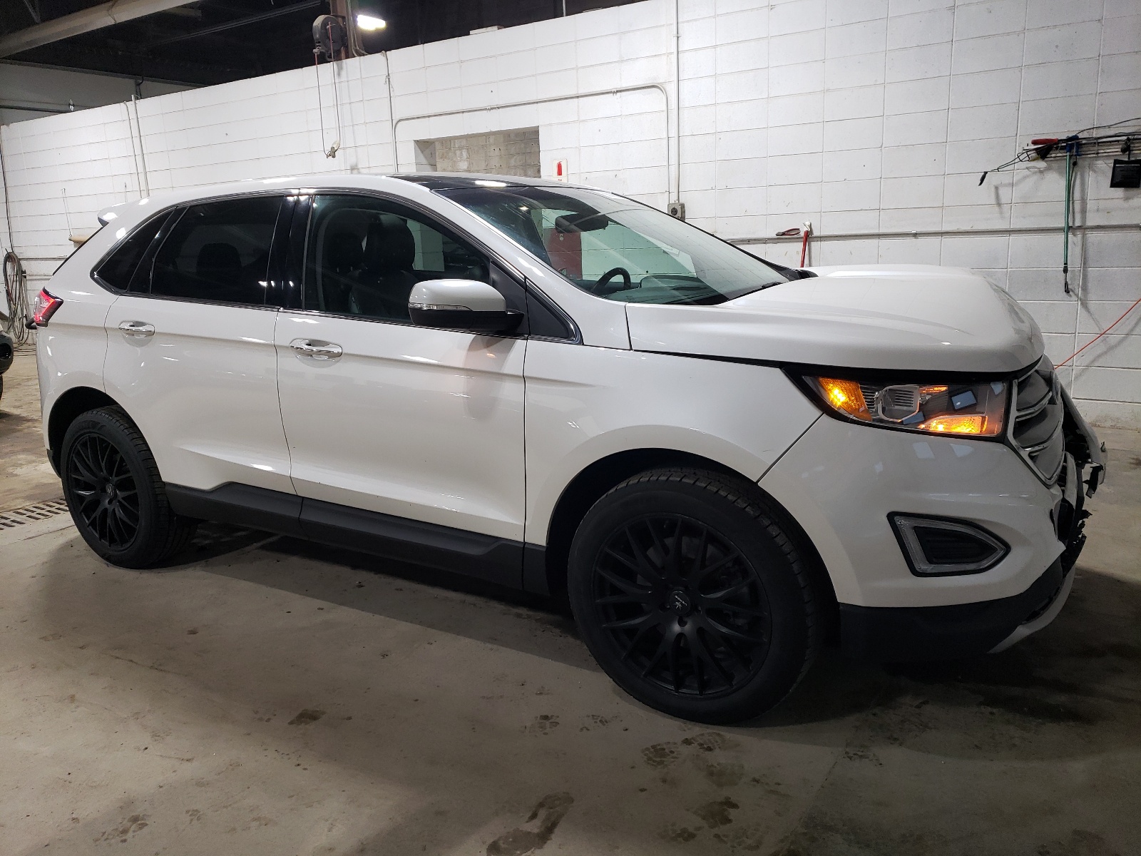 2FMTK4K88FBB85659 2015 Ford Edge Titanium