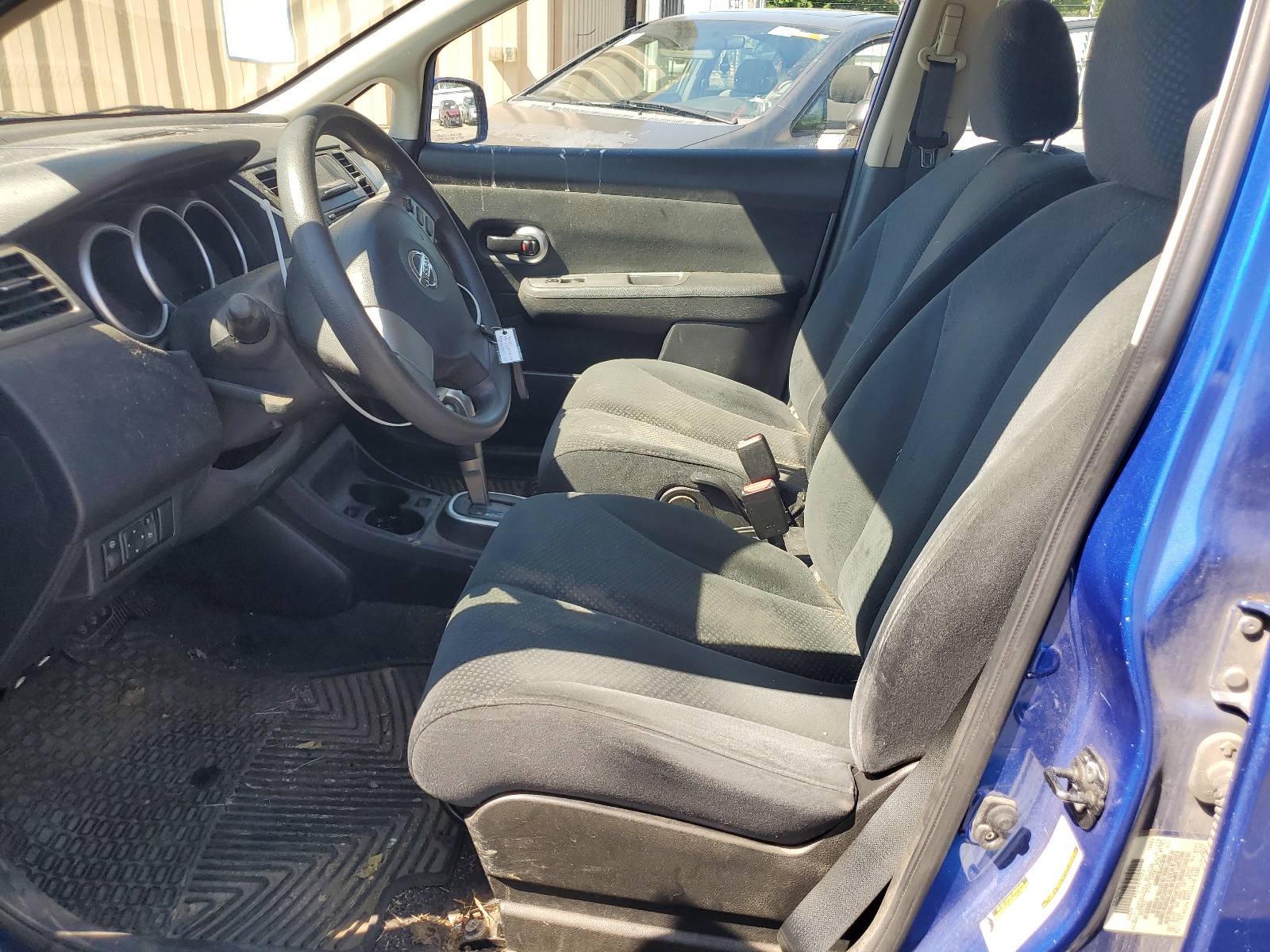 3N1BC1CP7BL506920 2011 Nissan Versa S