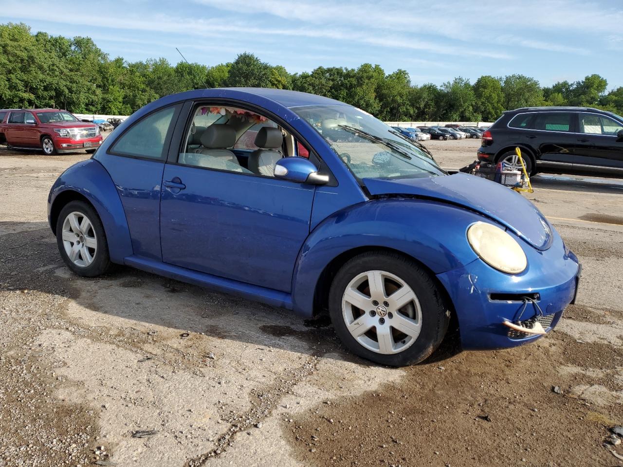 2007 Volkswagen Beetle - Image 4