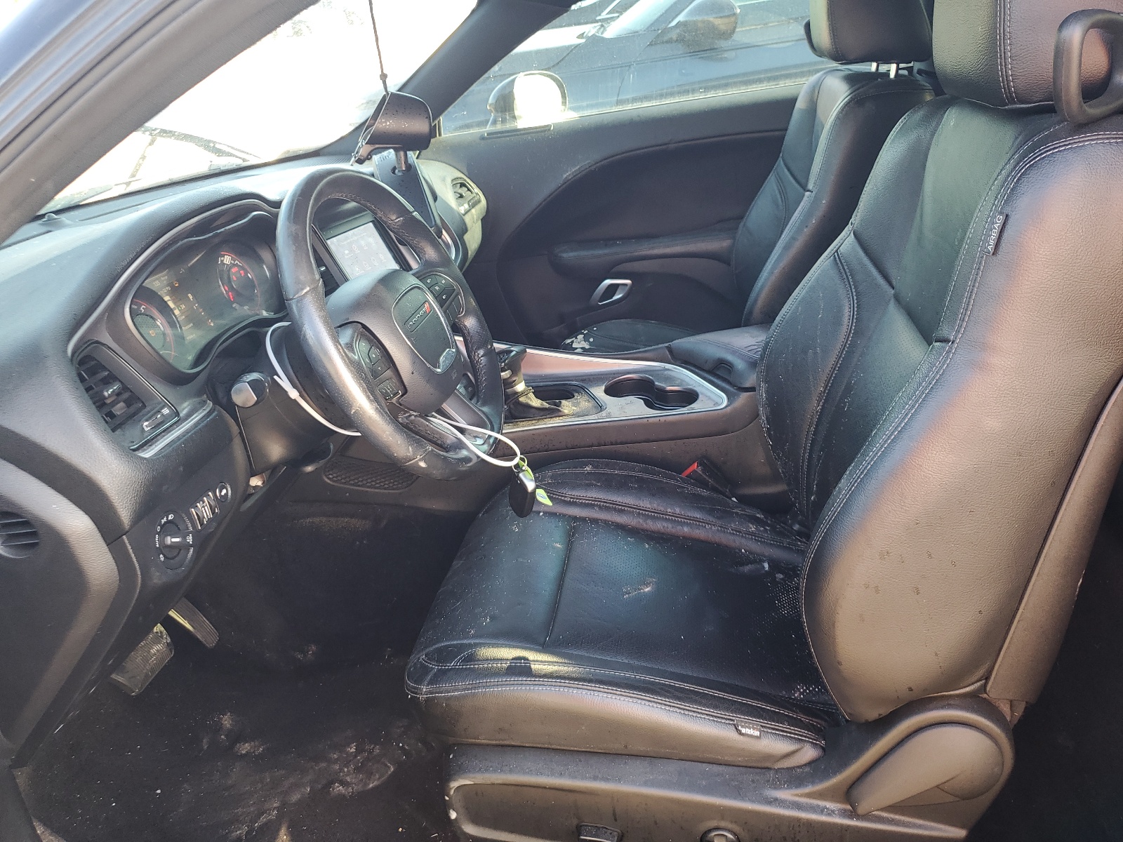 2C3CDZAG9KH557431 2019 Dodge Challenger Sxt