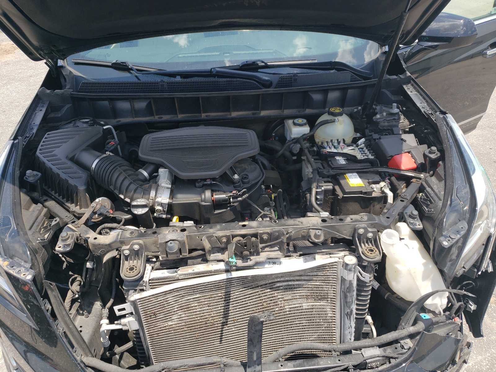 1GYKNCRS9KZ174433 2019 Cadillac Xt5 Luxury