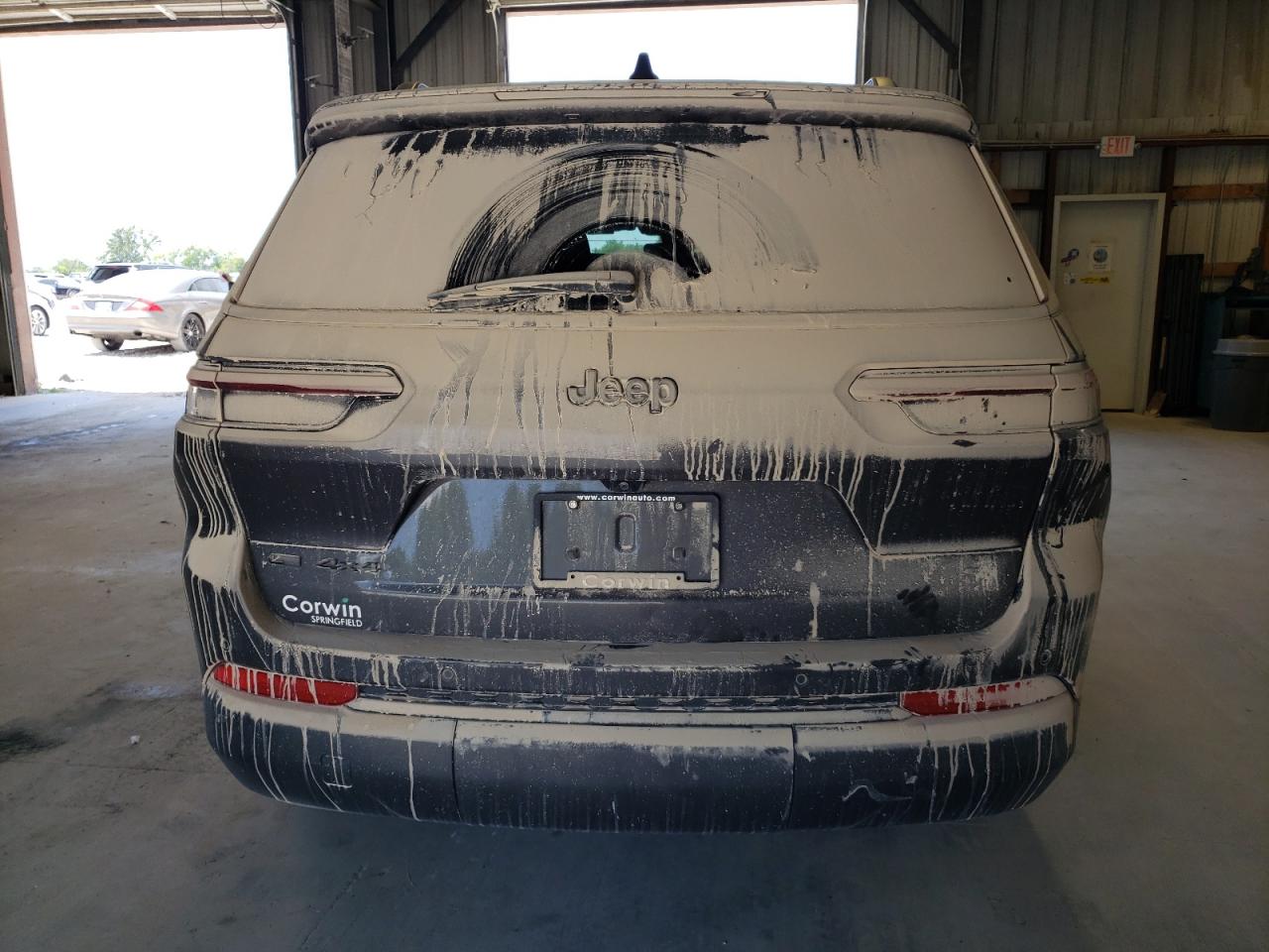 1C4RJKAG7N8541969 2022 Jeep Grand Cherokee L Laredo