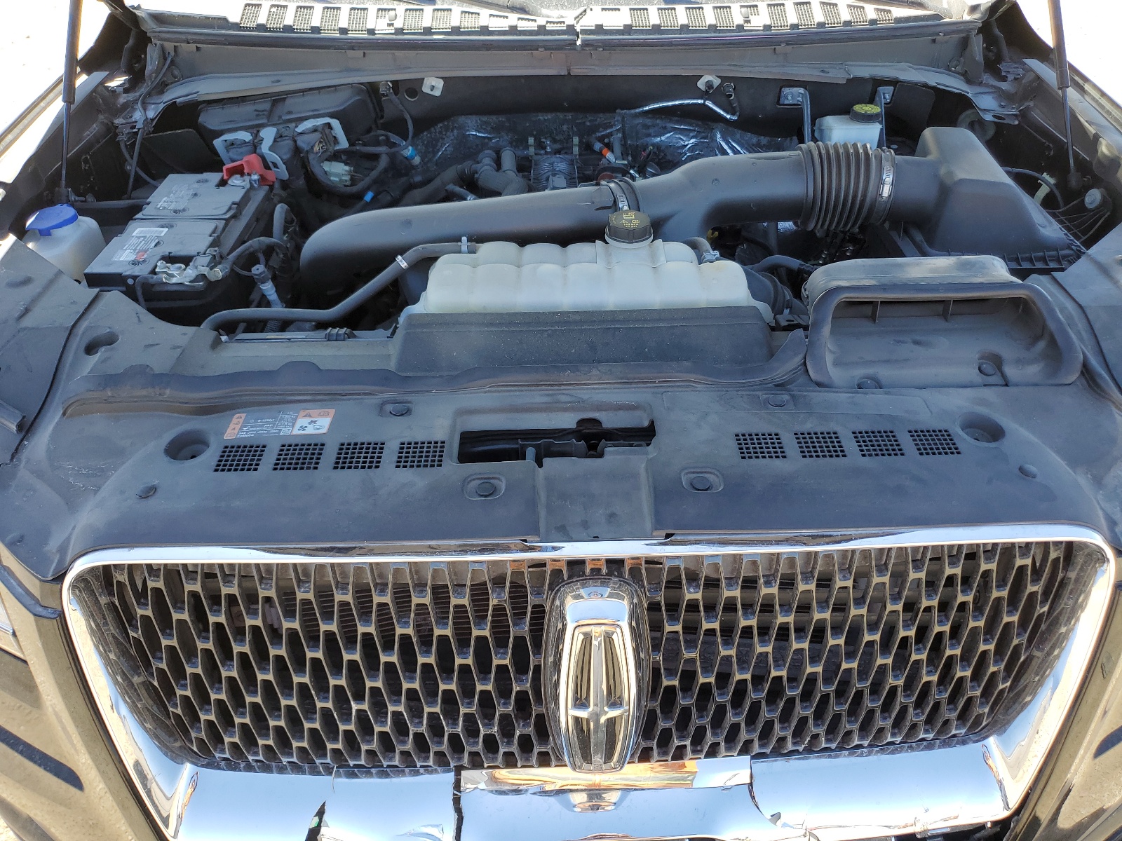 5LMJJ3LT2NEL09741 2022 Lincoln Navigator L Reserve