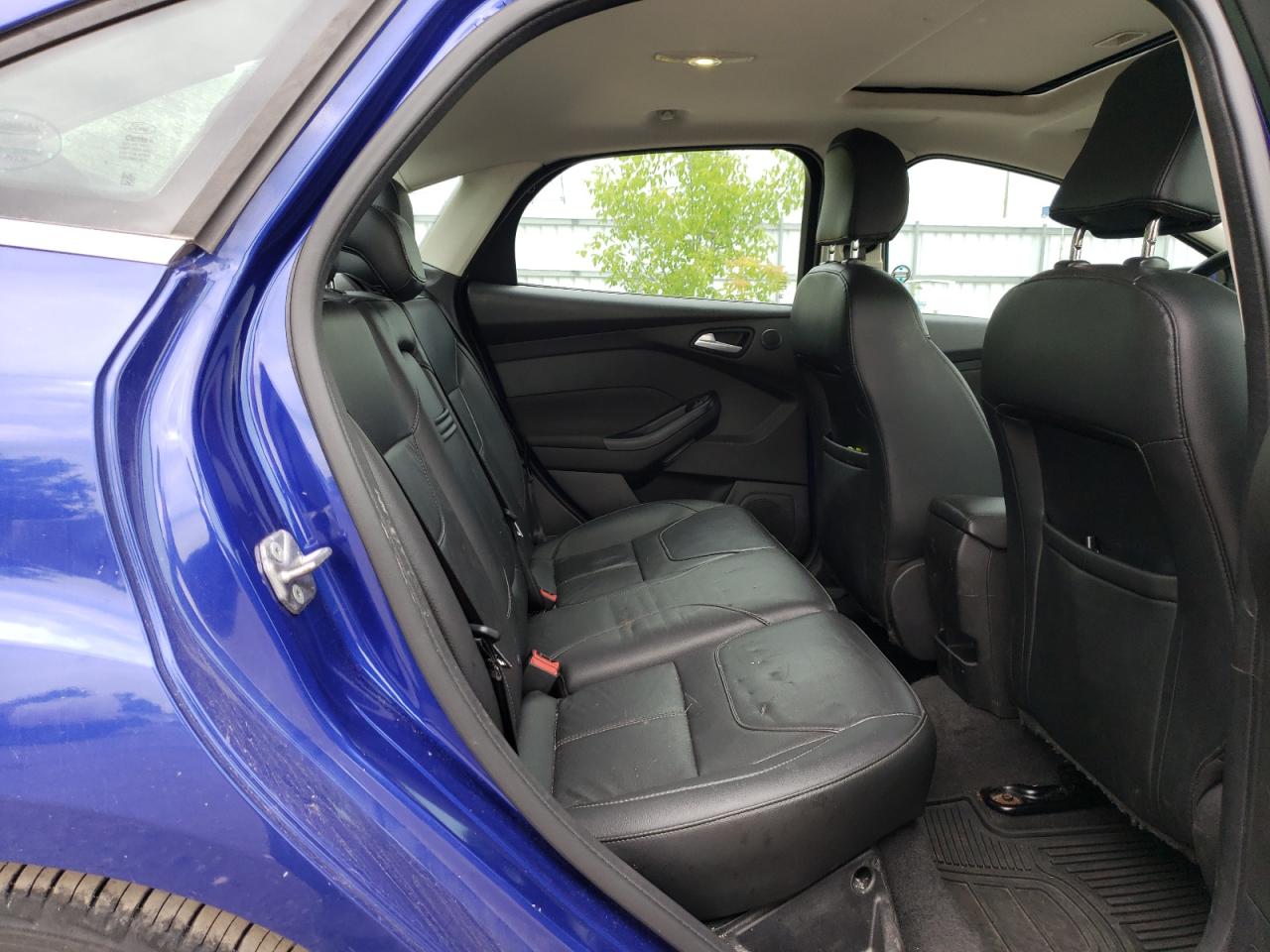1FADP3J29FL371685 2015 Ford Focus Titanium