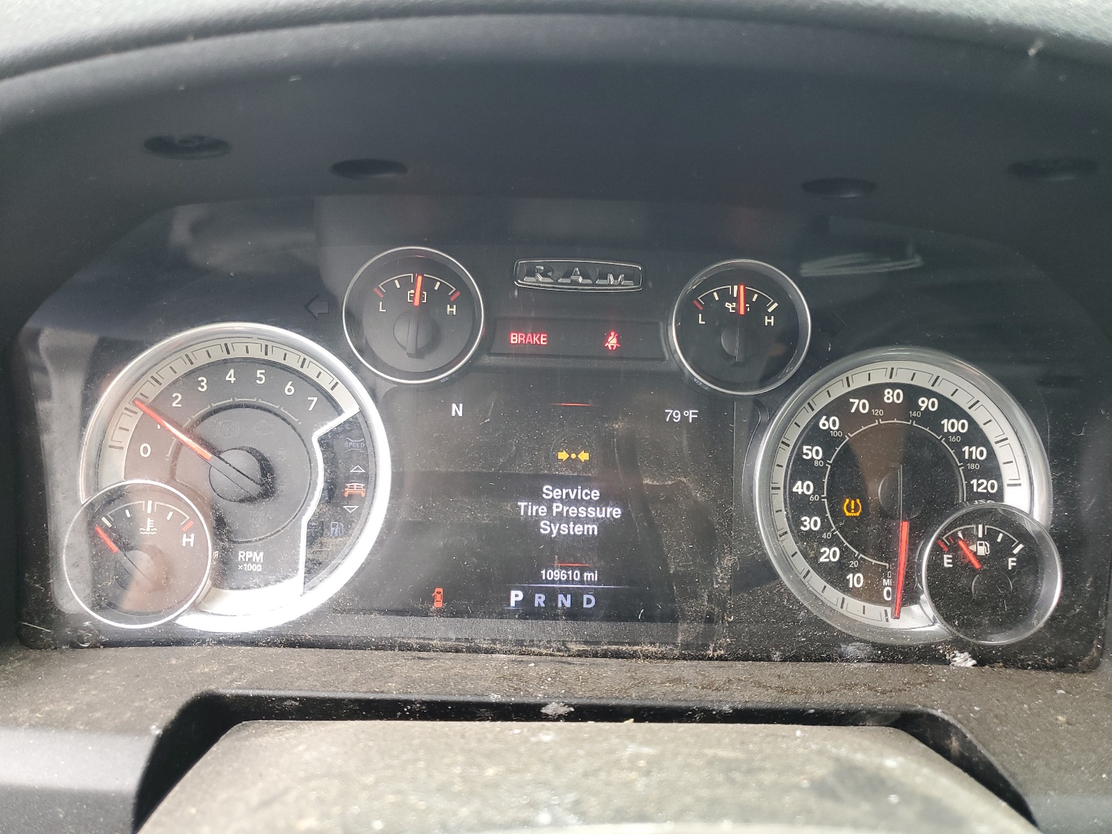 1C6RR7TT9GS161206 2016 Ram 1500 Slt