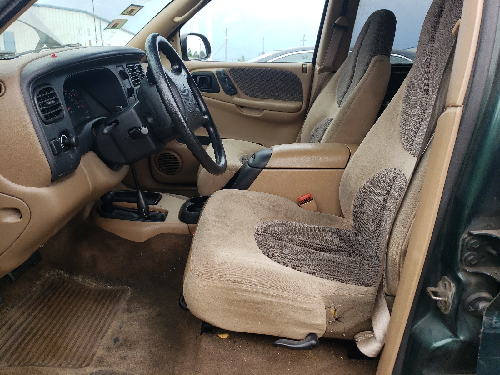 1B4HS28Y5WF168755 1998 Dodge Durango