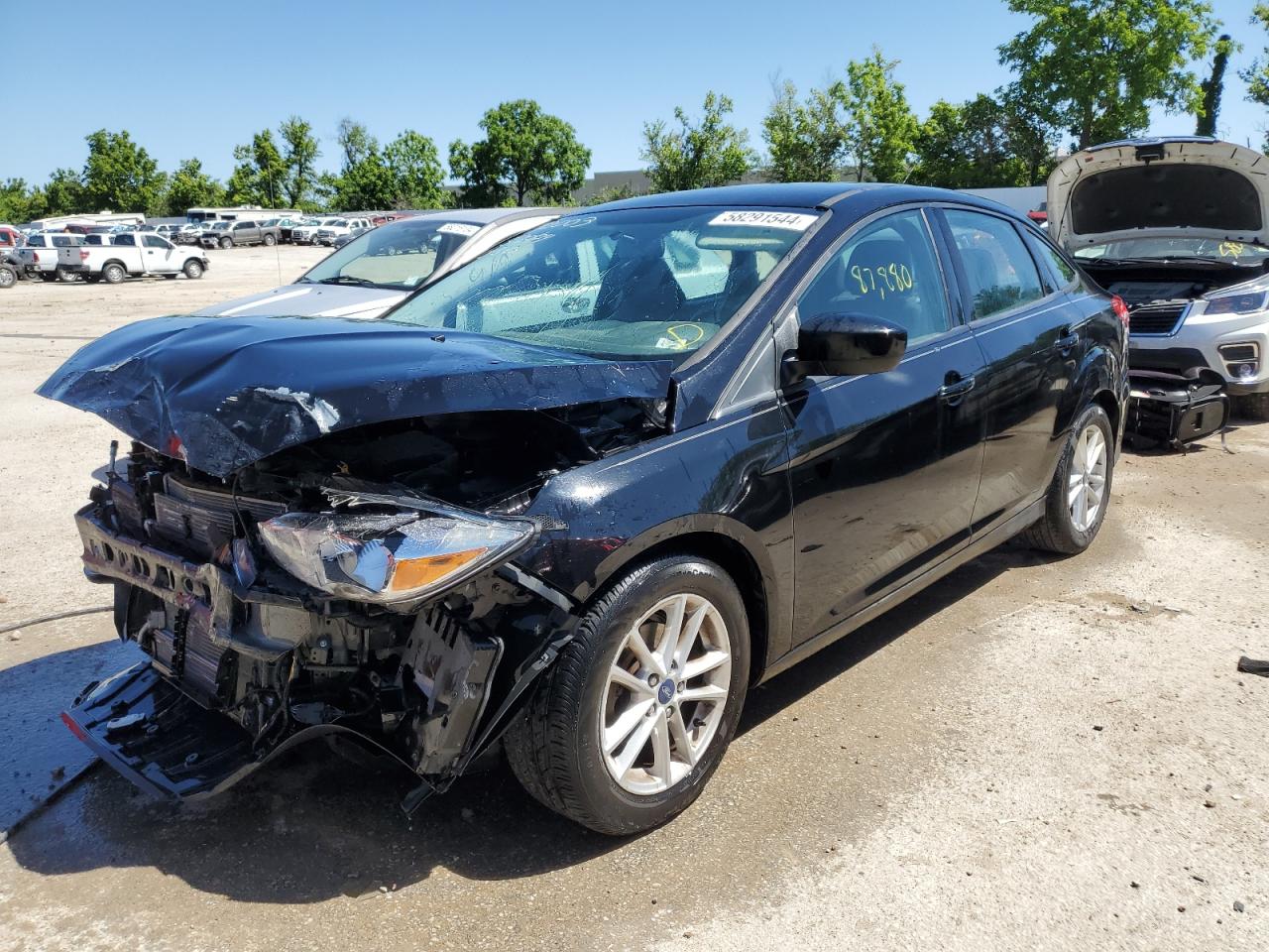 1FADP3FE8JL303177 2018 FORD FOCUS - Image 1