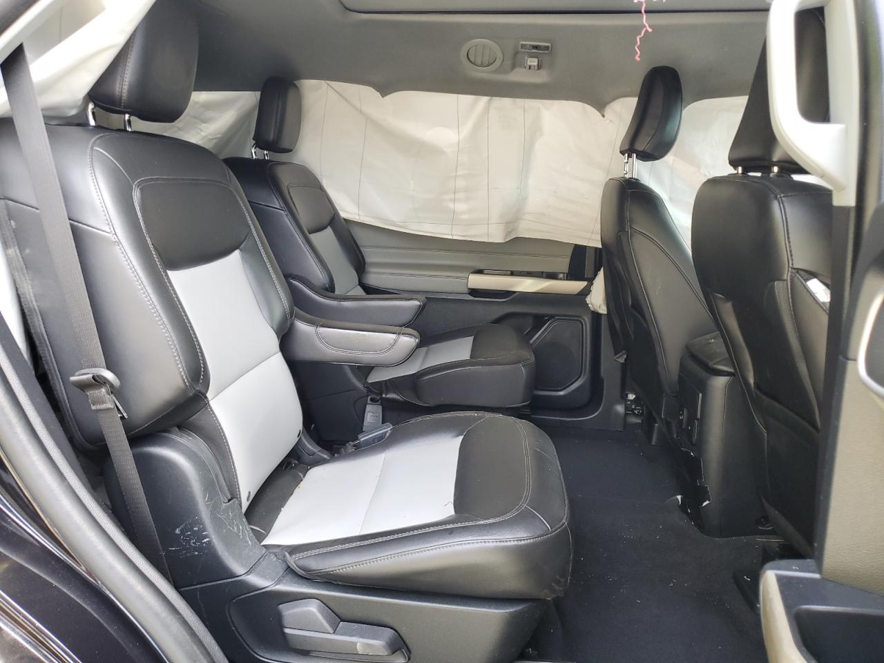 2022 Ford Explorer Xlt VIN: 1FMSK8DH0NGB16889 Lot: 60212834