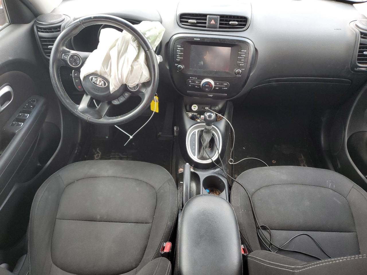 2018 Kia Soul + VIN: KNDJP3A56J7591861 Lot: 61109544