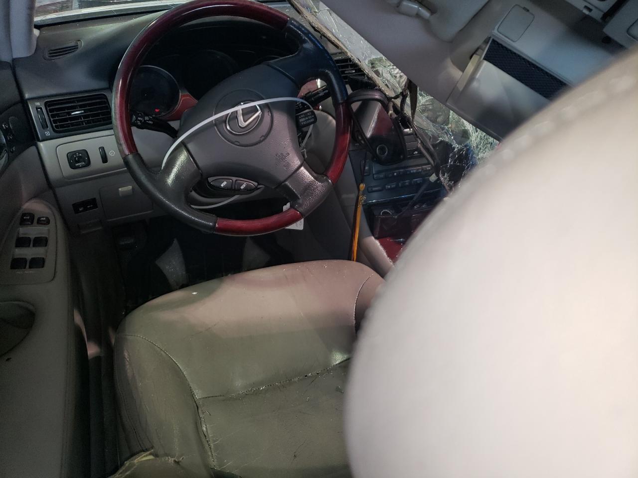 2002 Lexus Es 300 VIN: JTHBF30G920032114 Lot: 57980974