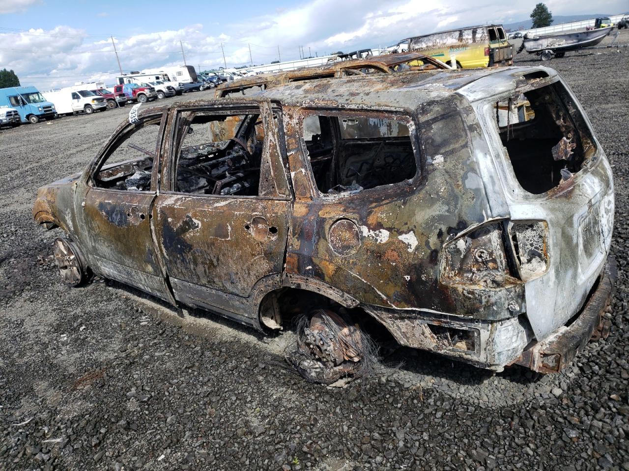 2009 Kia Borrego Lx VIN: KNDJH741295033185 Lot: 59352134