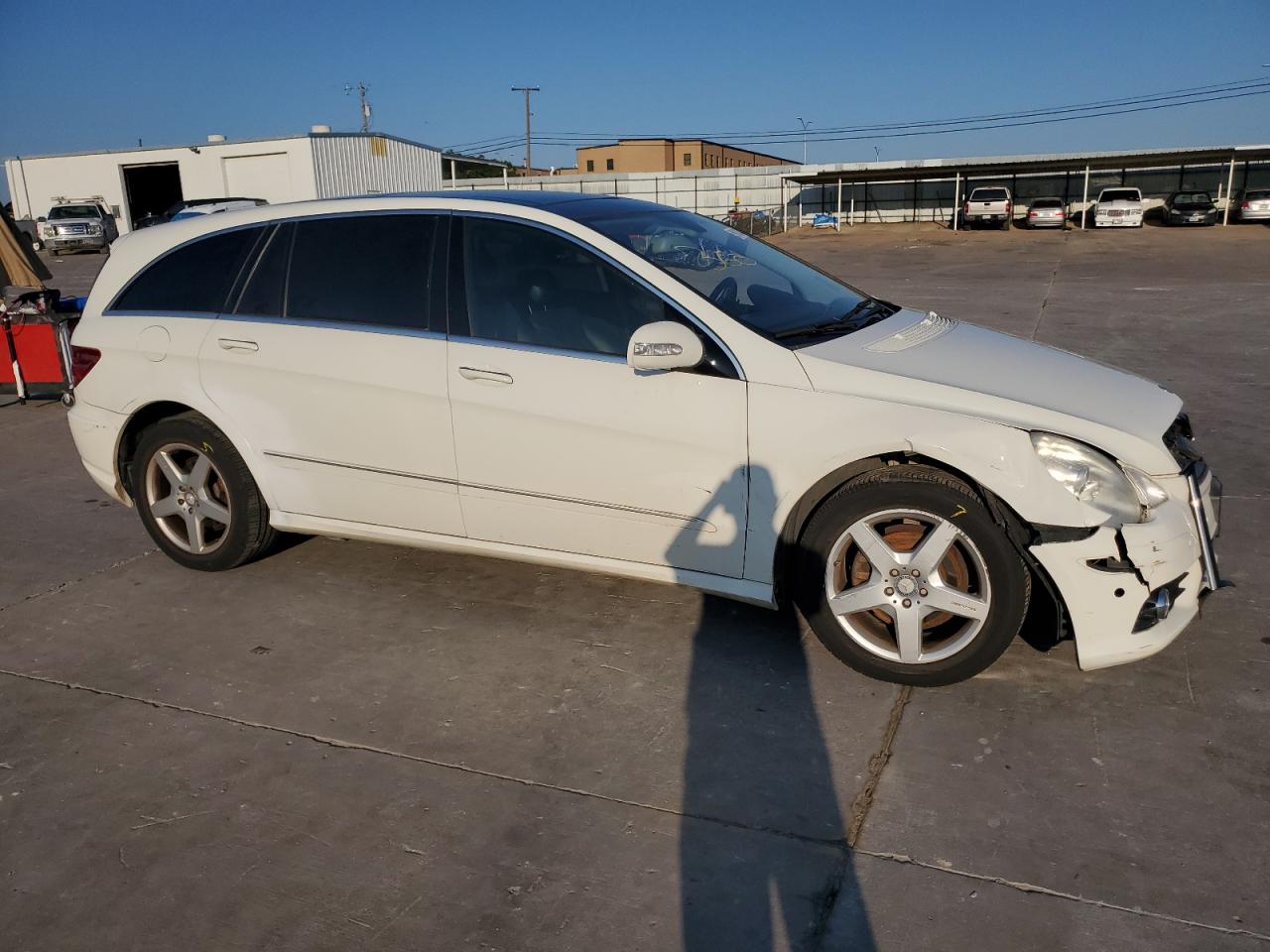 2010 Mercedes-Benz R 350 4Matic VIN: 4JGCB6FE6AA107638 Lot: 59143234
