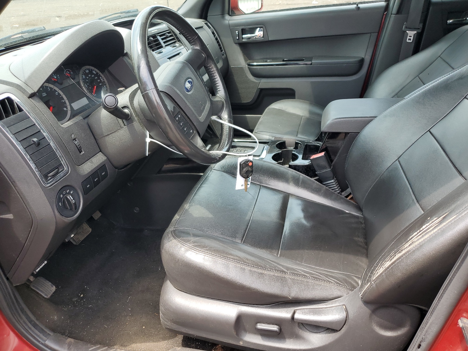 1FMCU9EG6BKB17855 2011 Ford Escape Limited