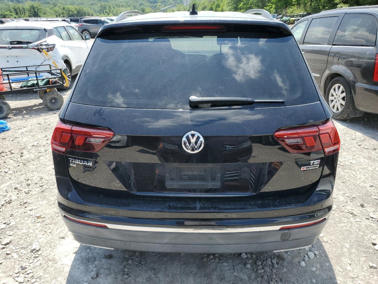 2018 Volkswagen Tiguan Se VIN: 3VV2B7AX3JM041620 Lot: 56620824