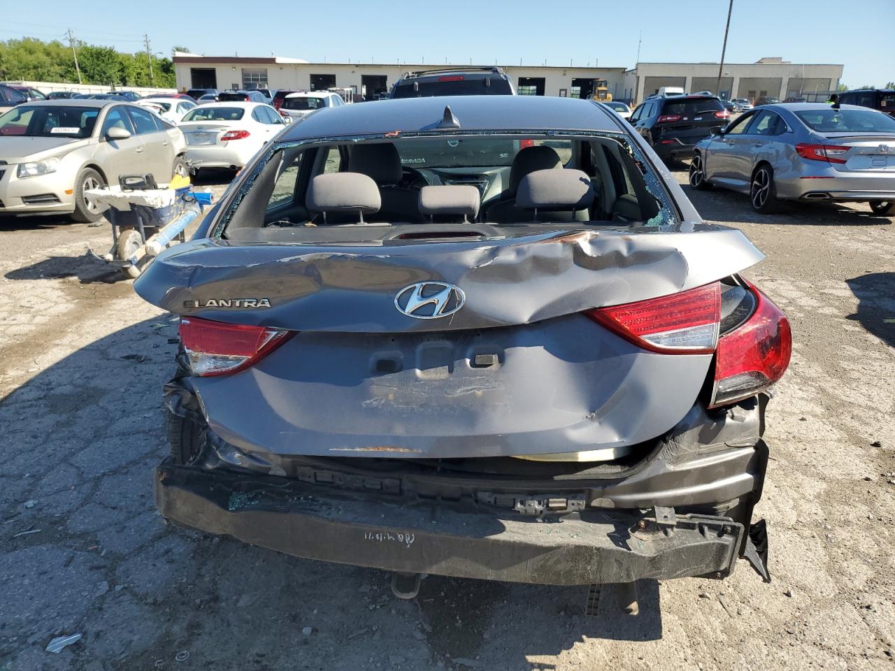 2011 Hyundai Elantra - Image 6