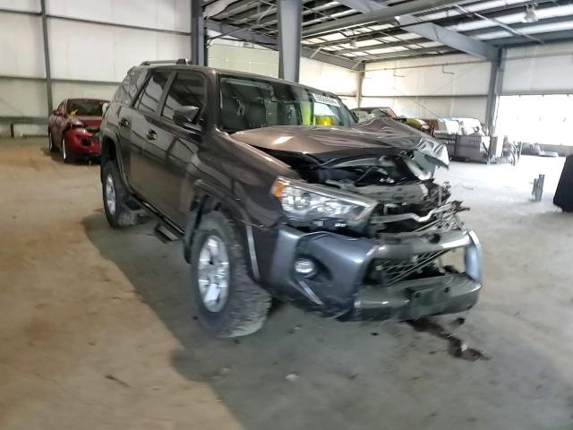 2021 Toyota 4Runner Sr5/Sr5 Premium VIN: JTENU5JR6M5877908 Lot: 59584844