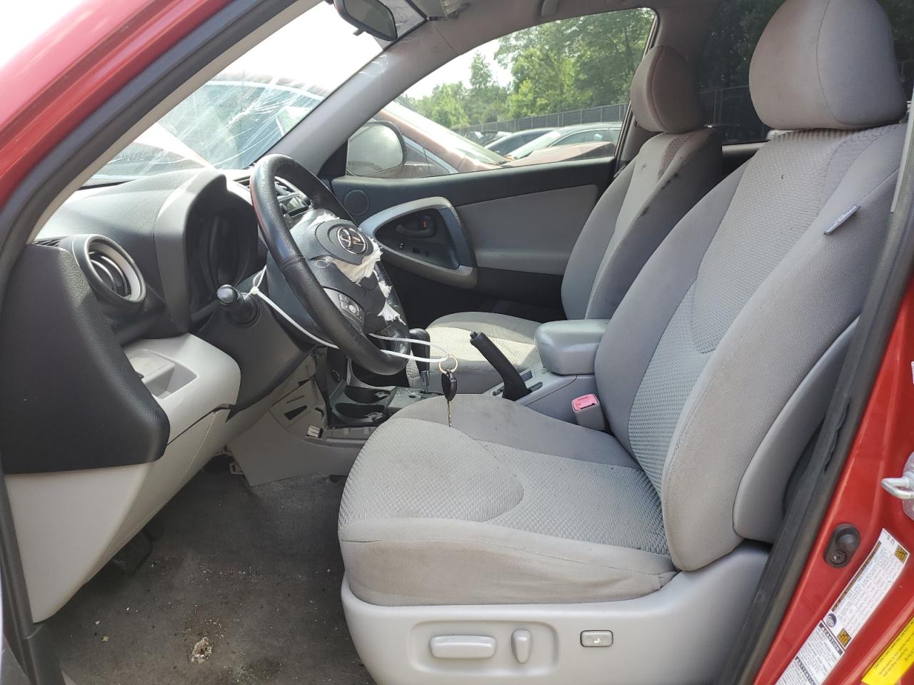 2008 Toyota Rav4 Limited VIN: JTMBD31V185210842 Lot: 58020064