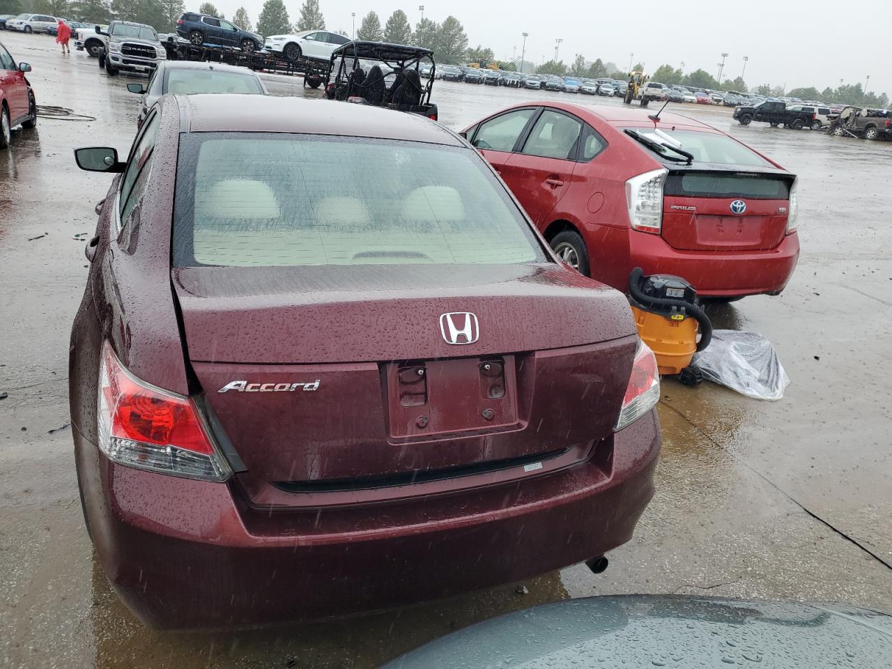 2009 Honda Accord Lx VIN: 1HGCP26309A015399 Lot: 60880174
