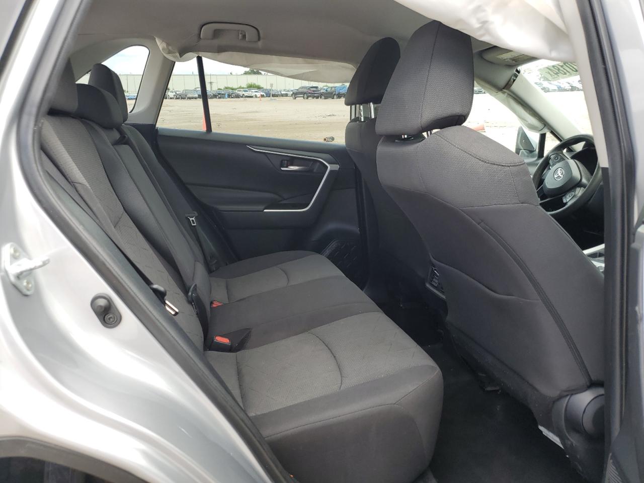 2021 Toyota Rav4 Xle VIN: 2T3W1RFV8MW133170 Lot: 59870184